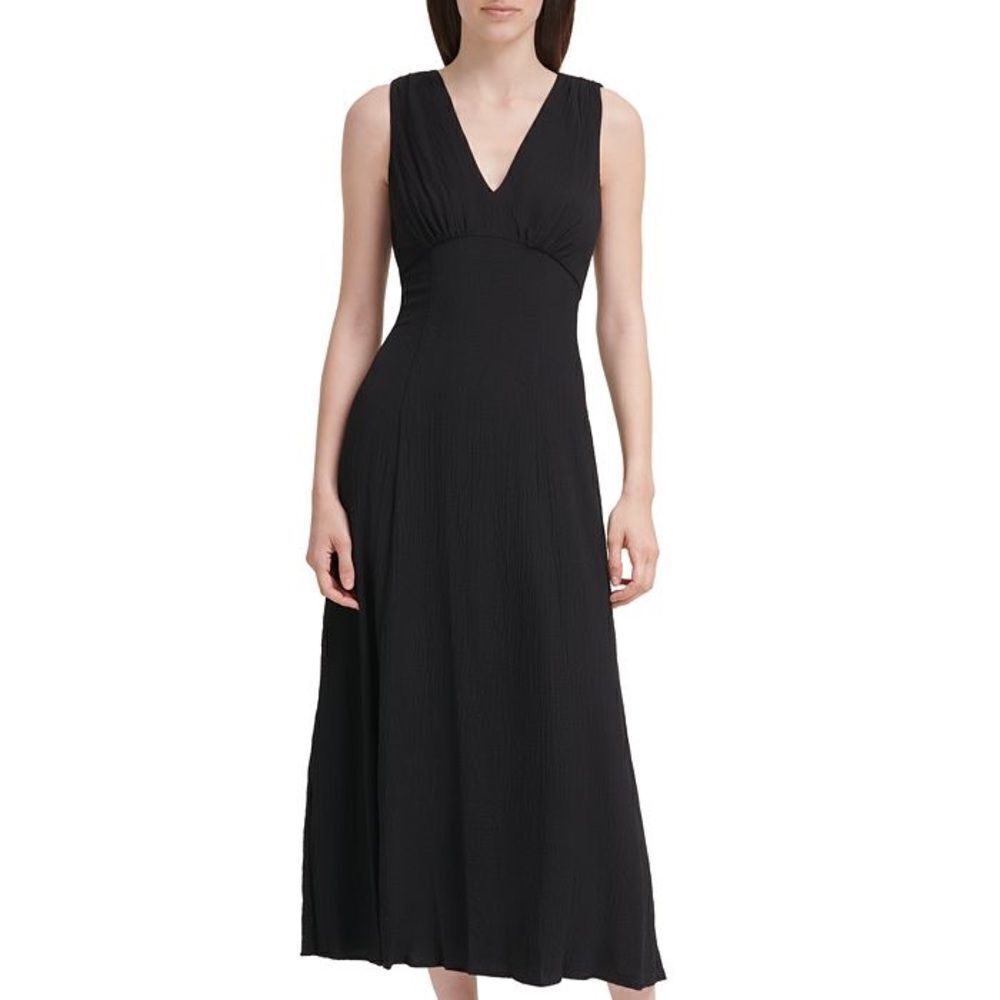 ✨ CALVIN KLEIN
Tie-back Maxi Dress✨